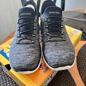 Sketchers hands free slip in sneakers